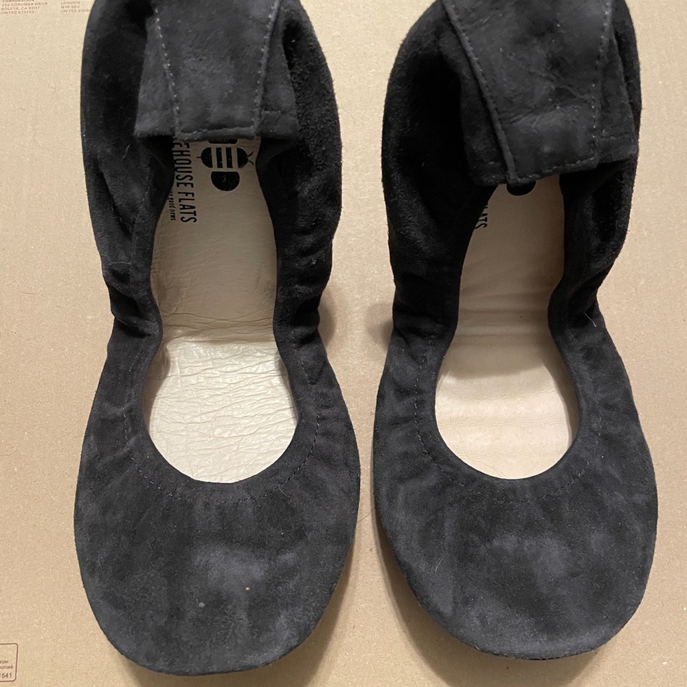 Ballet flats